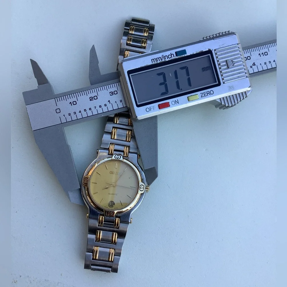 Mens GUCCI 9000 M Stainless steel watch 💥💥
